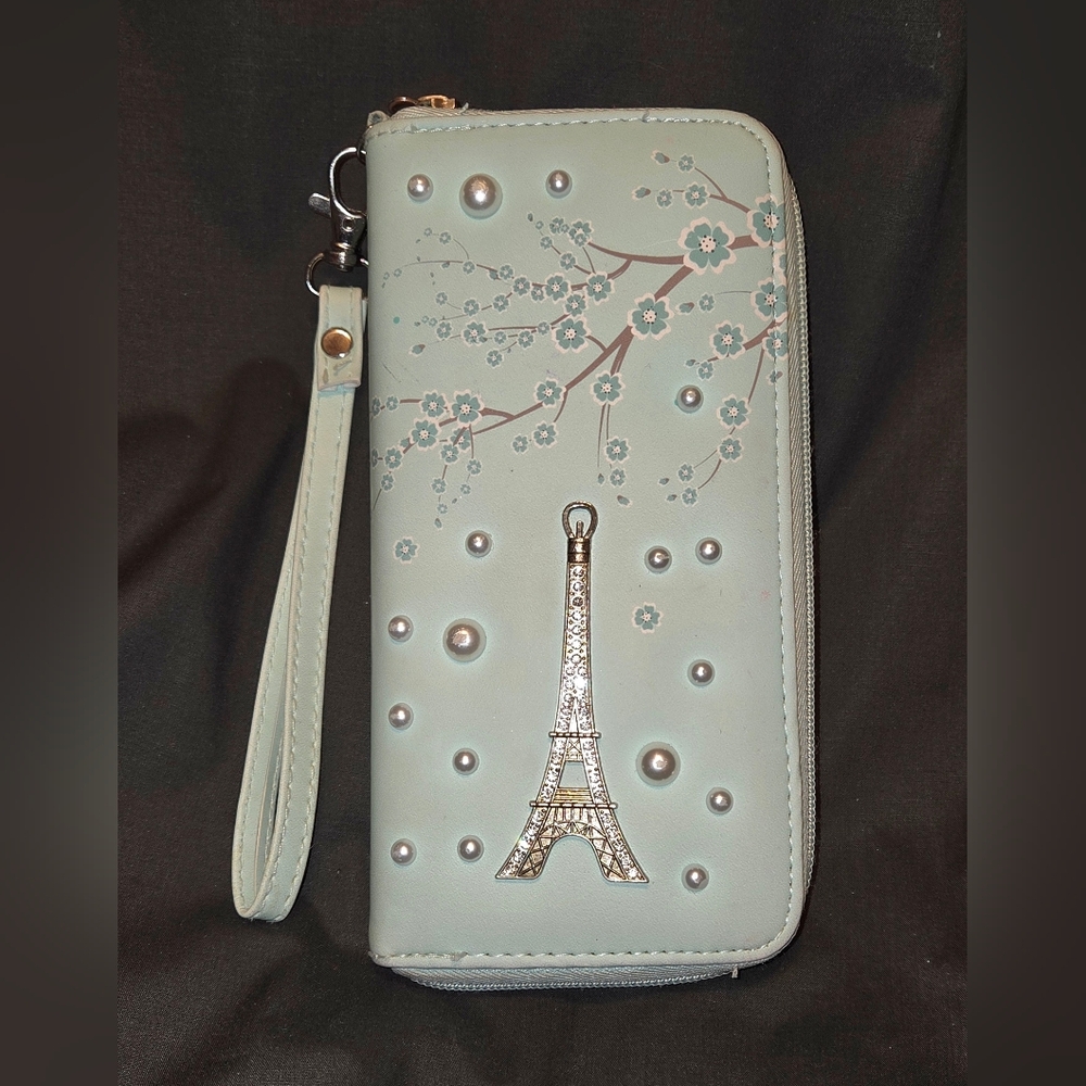Claire's Mint Green Zip-Around Wristlet With A Sparkling Eiffel Tower Emblem